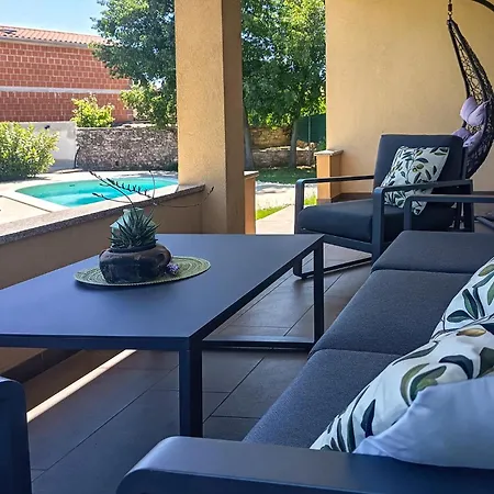 Two-bedroom In Holiday home